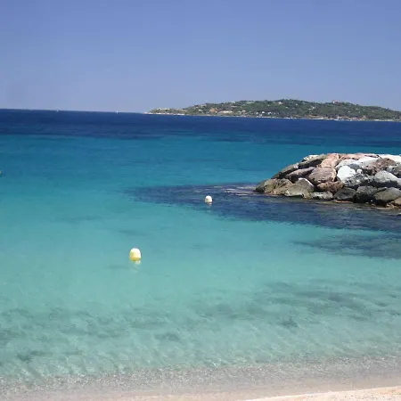 : 3 Pieces, 4 Couchages, Piscine, Calme, Proche Commerces Et Aqualand - Fr-1-226-476 * Sainte-Maxime